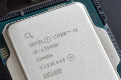 CPU Wars: Epic Battle for Dominance Between Intel, AMD and Qualcomm in 2025