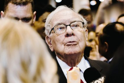 Buffett’s Big Bet on Japanese Trading Houses: What It Means for Global Markets