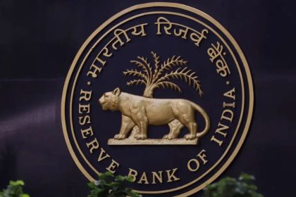 RBI Considers Sub-7-Day Fixed Deposits as Bank Deposit Growth Slows to 10%