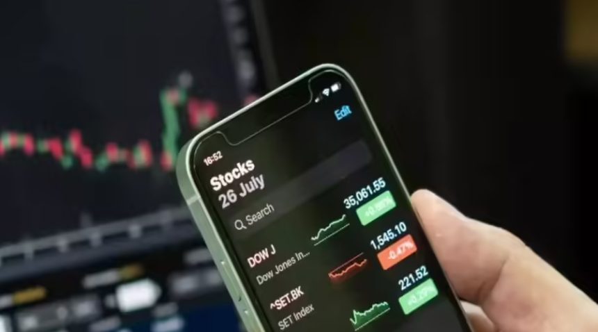Stock Market Today: Sensex Climbs to 83,752, Nifty 50 Tops 25,555